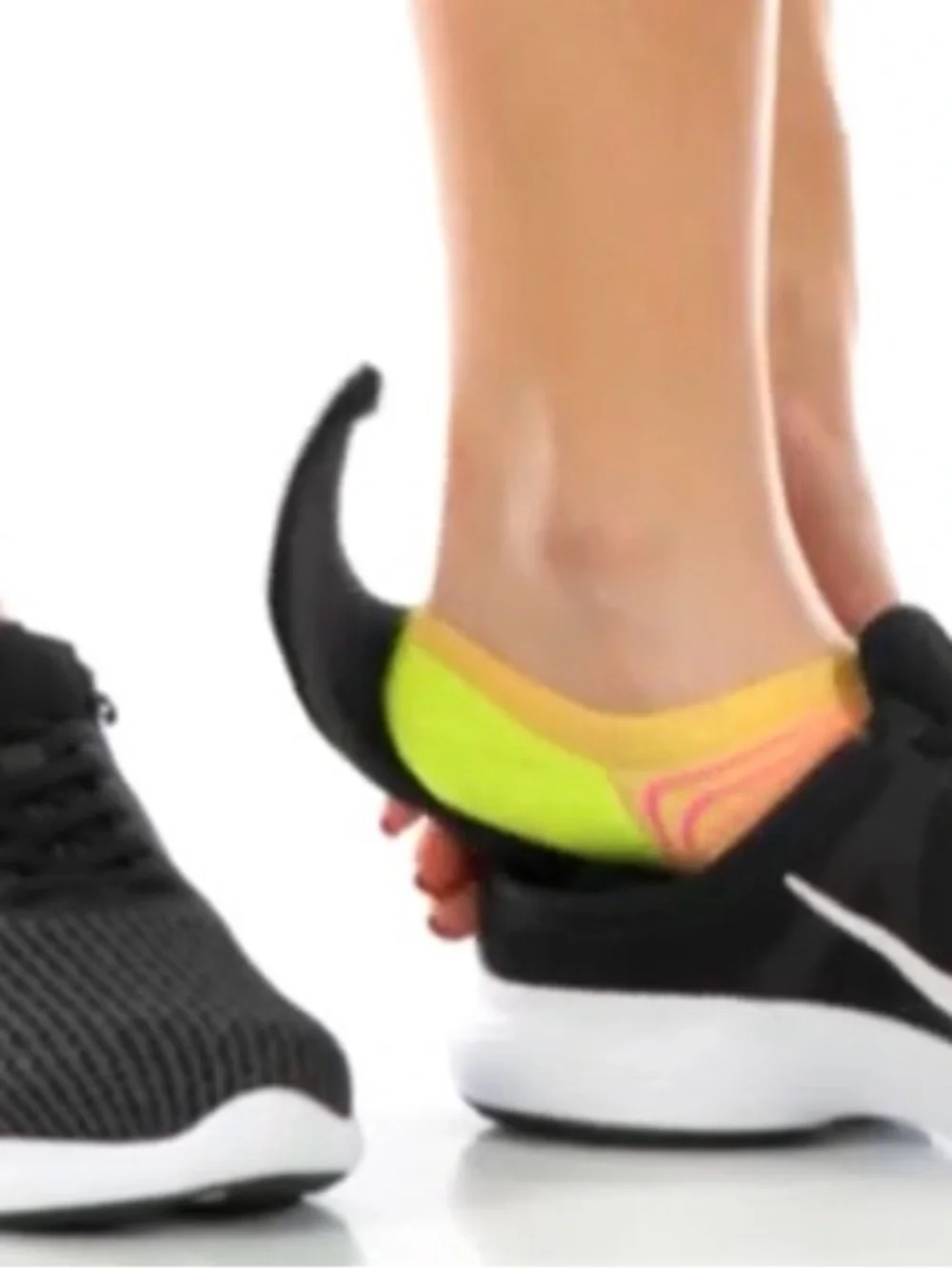 Nike Revolution 4 FlyEase Black and White Mesh Sneaker—Kids 5.5/Women’s 7